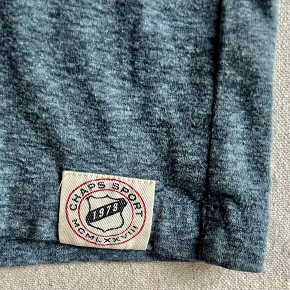 Chaps Sport T-Shirt with Pocket Contrast Trim 1978 Patch Grey Navy - Men’s Large - Picture 2 of 3